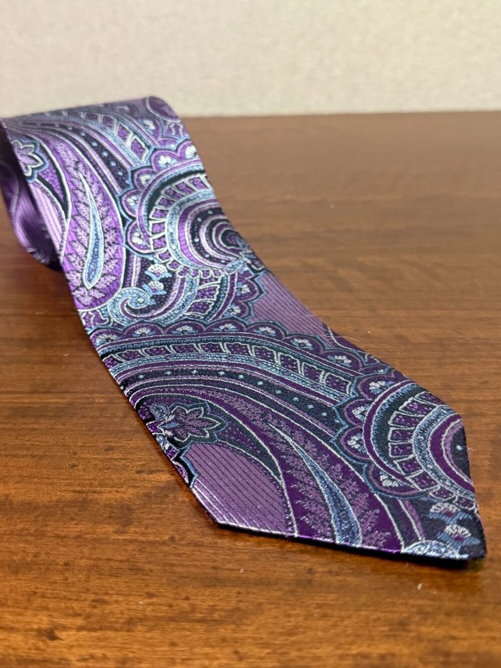 JZ Richards Boulder Silk Tie Mens Extra Long XL Purple Paisley Hand Made USA 3.5